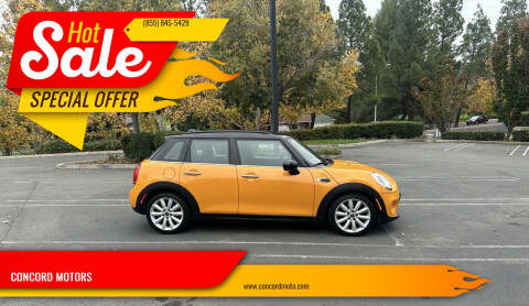 2015 MINI Hardtop 4 Door Cooper