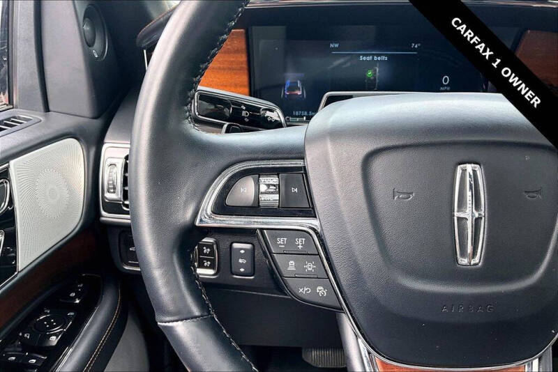 2023 Lincoln Navigator Black Label