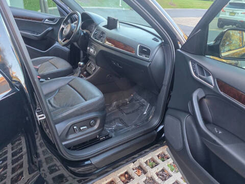 2017 Audi Q3 2.0T quattro Premium Plus