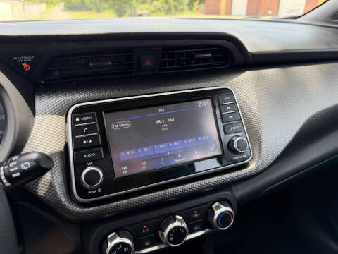 2020 Nissan Kicks S