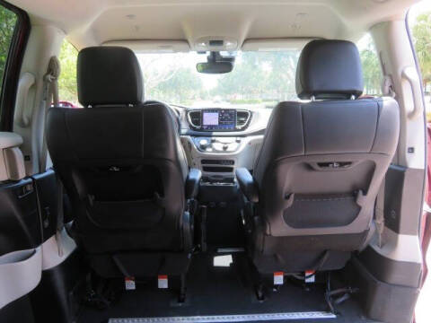 2021 Chrysler Pacifica Touring L