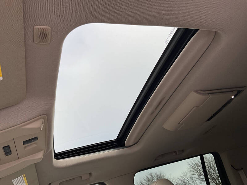 2017 Cadillac Escalade ESV Premium Luxury