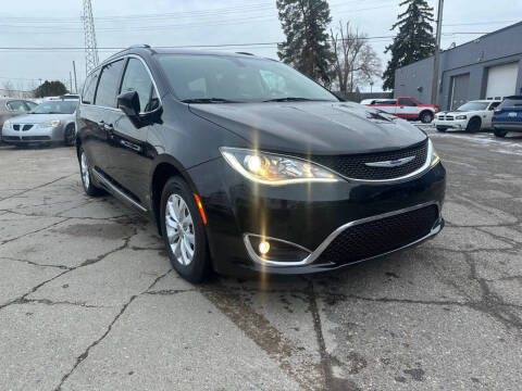 2019 Chrysler Pacifica Touring L