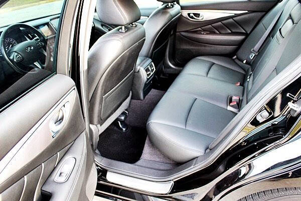 2015 Infiniti Q50 Premium