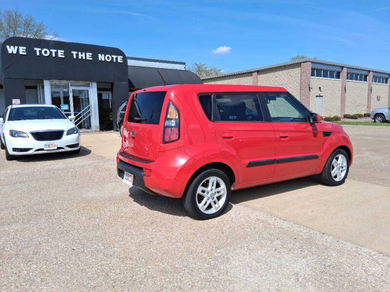 2010 Kia Soul +