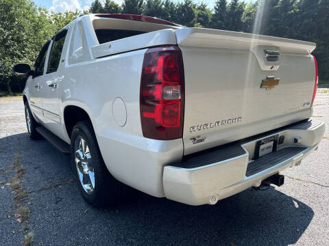2012 Chevrolet Avalanche LTZ