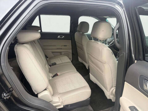 2015 Ford Explorer