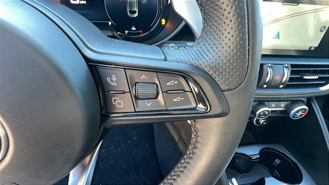 2025 Alfa Romeo Giulia