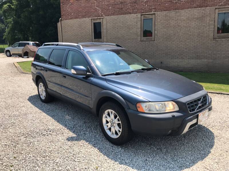2007 Volvo XC70 for sale at CASE AVE MOTORS INC in Akron OH