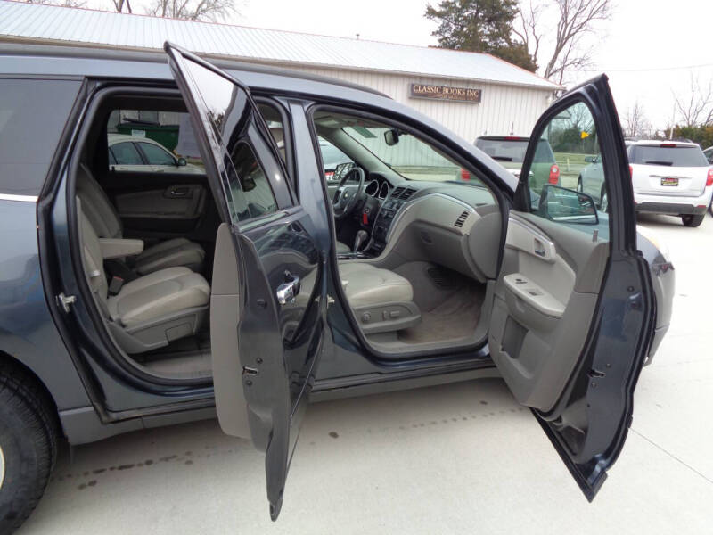 2011 Chevrolet Traverse LT