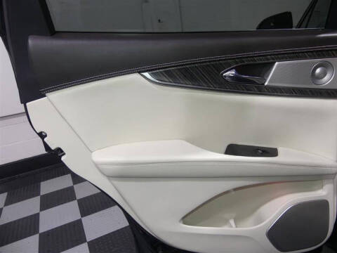 2019 Lincoln Nautilus Black Label