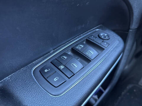 2023 Chrysler 300 S V6