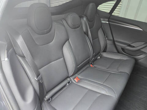 2024 Tesla Model S Plaid