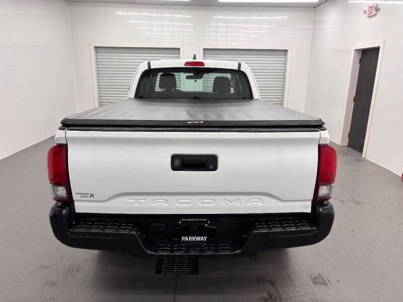 2018 Toyota Tacoma SR