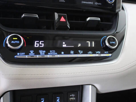 2022 Toyota Corolla Cross XLE