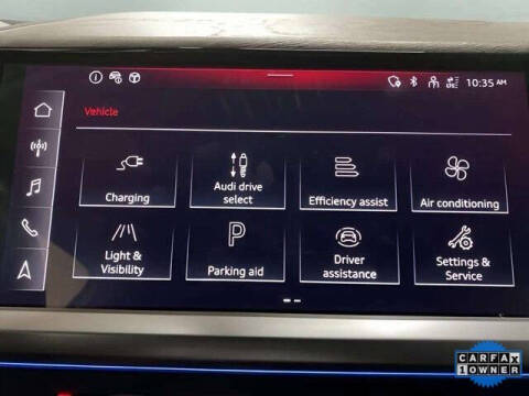 2024 Audi Q4 e-tron quattro Premium Plus 50