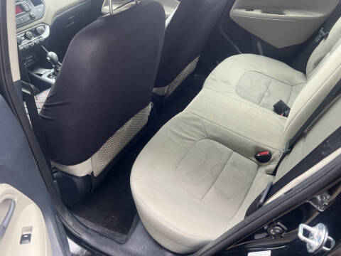 2013 Kia Rio 5-Door EX