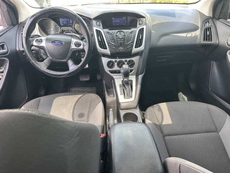 2014 Ford Focus SE