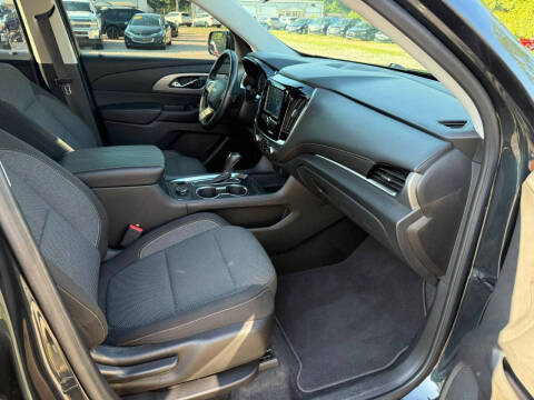2018 Chevrolet Traverse LT Cloth