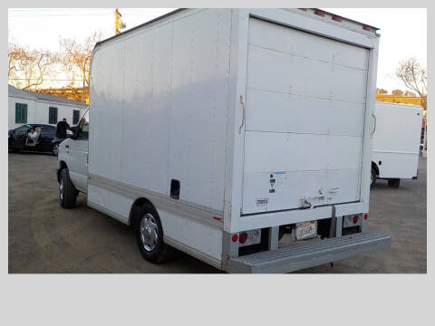 2012 Ford E-Series E-350 SD