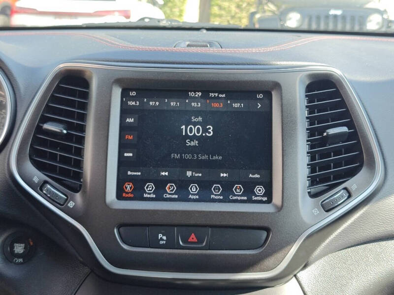 2020 Jeep Cherokee Trailhawk