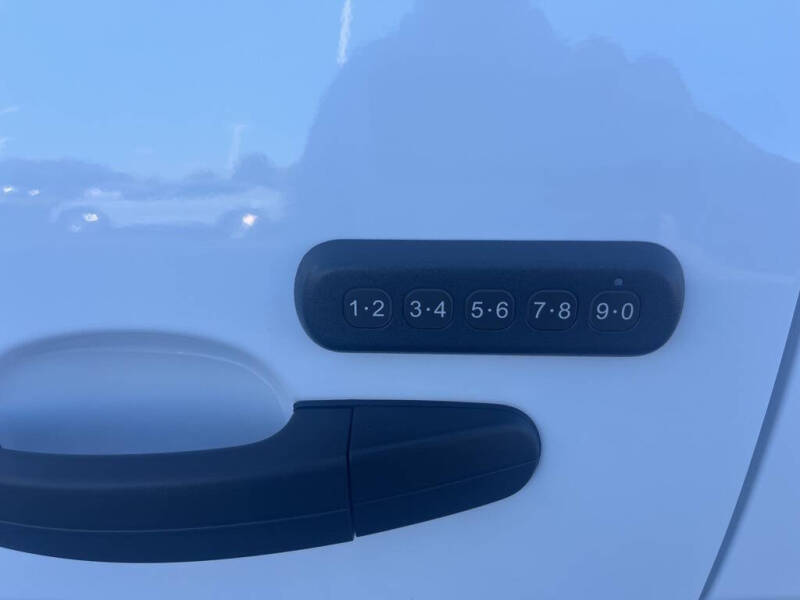 2025 Ford Transit 250