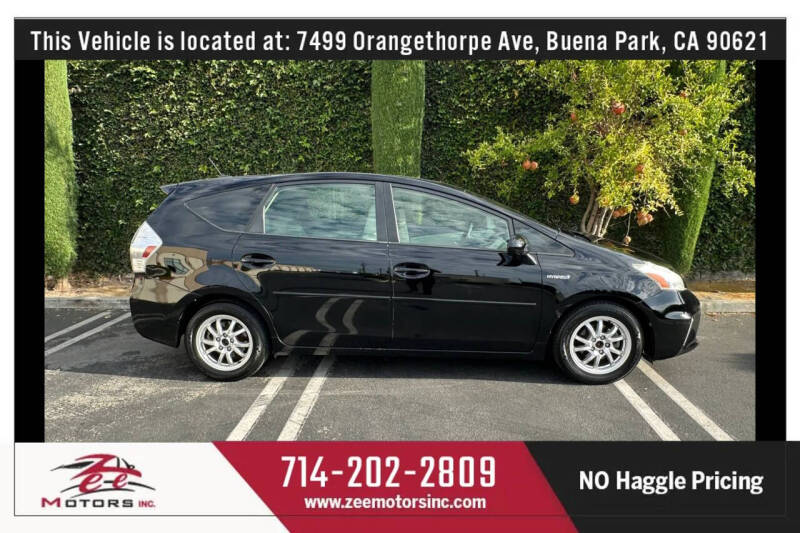 2013 Toyota Prius v Three