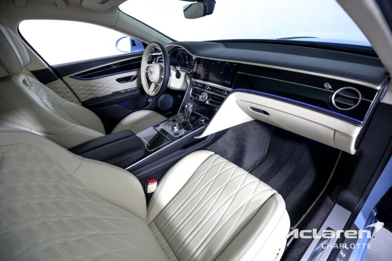 2021 Bentley Flying Spur V8