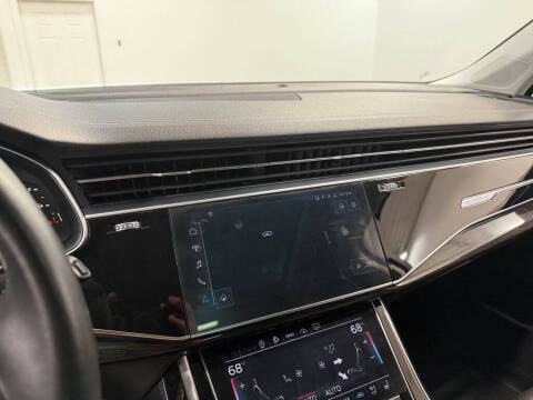 2023 Audi Q7 quattro Premium Plus 45 TFSI