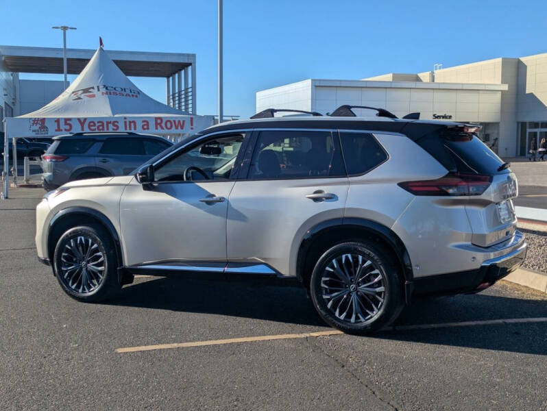 2025 Nissan Rogue Platinum