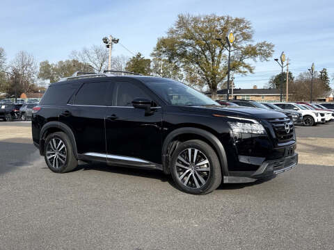 2023 Nissan Pathfinder Platinum