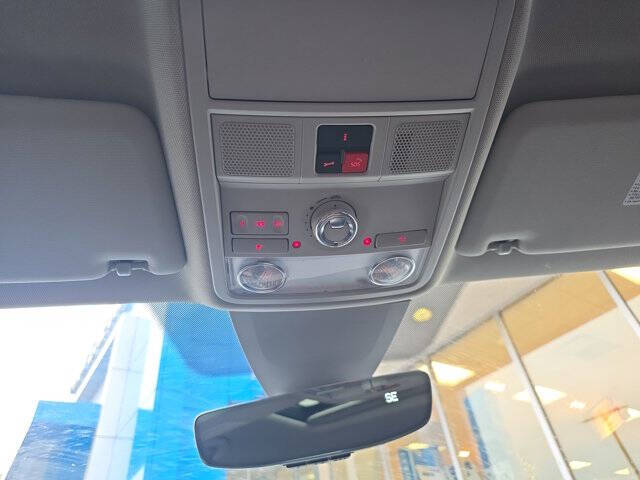 2020 Volkswagen Passat R-Line