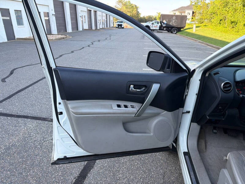 2011 Nissan Rogue S