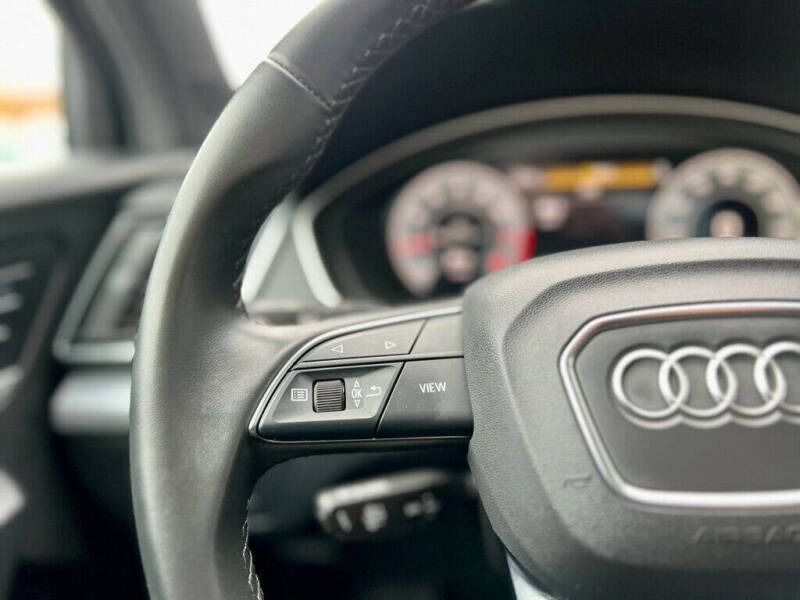 2023 Audi Q5 Sportback quattro S line Prem Plus 45 TFSI