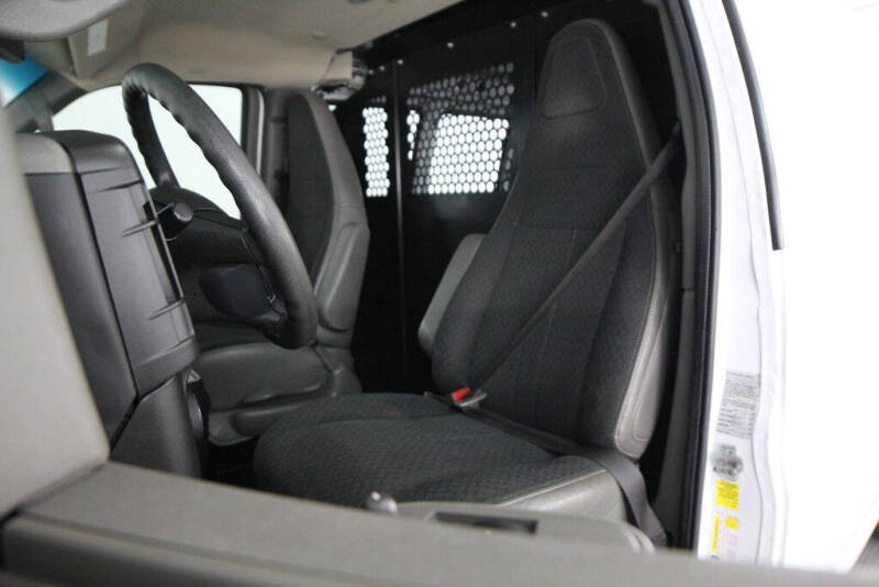 2021 GMC Savana 2500