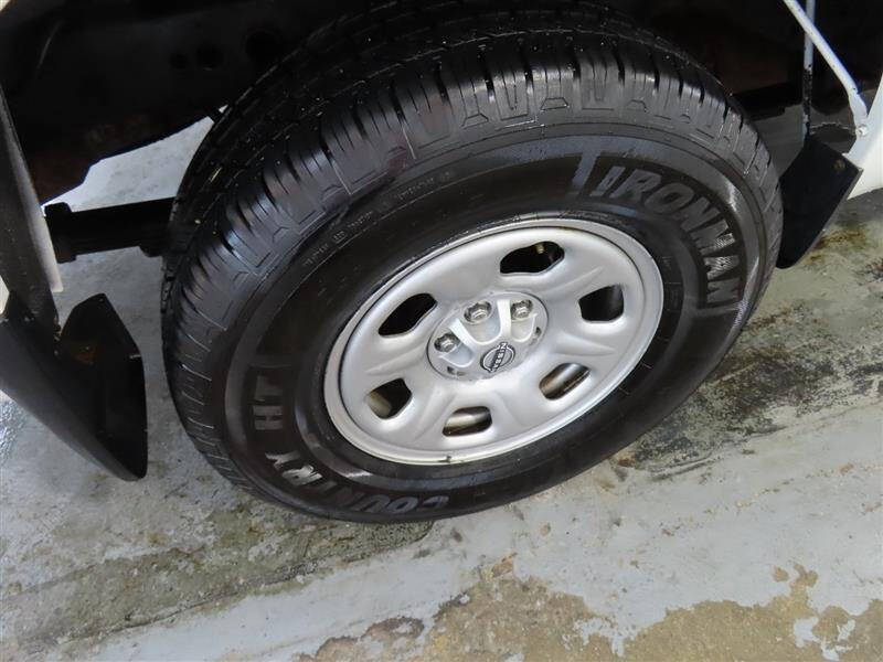 2023 Nissan Frontier S