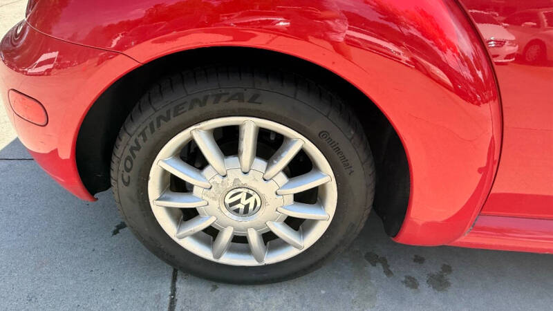 2004 Volkswagen New Beetle Convertible GLS