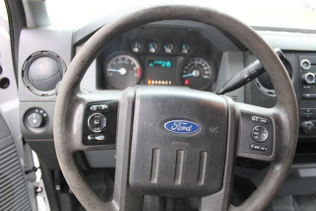 2013 Ford F-250 Super Duty XL photo 15