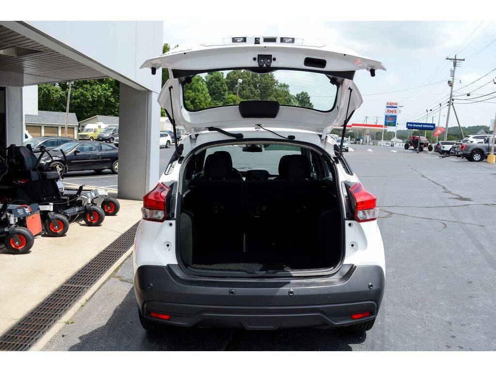 2020 Nissan Kicks for sale at EARL DUFF PRE-OWNED CENTER in Harriman, TN