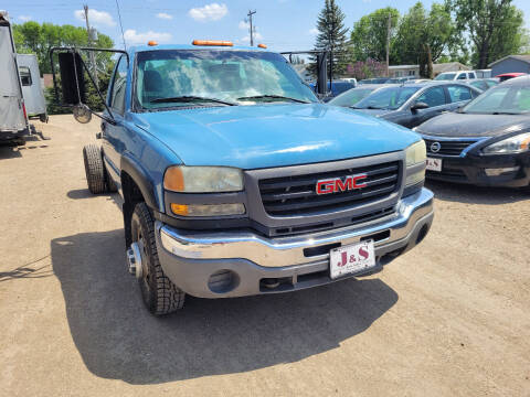 2003 GMC Sierra 3500 for sale at J & S Auto Sales in Thompson ND