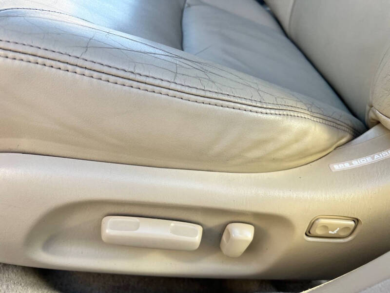 2002 Lexus ES 300