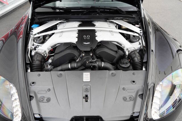 2015 Aston Martin V12 Vantage S 56