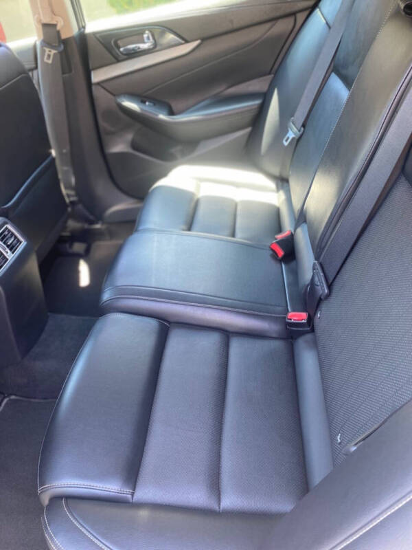 2017 Nissan Maxima