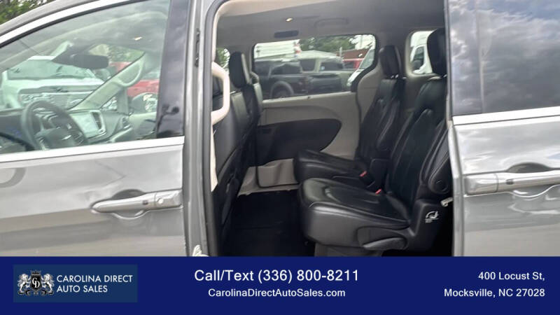 2022 Chrysler Pacifica Touring L