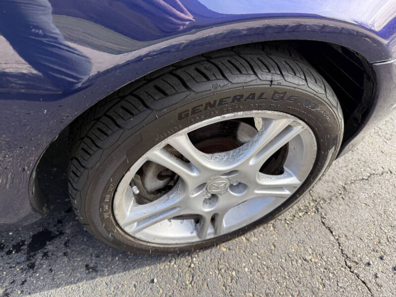 2004 Mazda MX-5 Miata LS