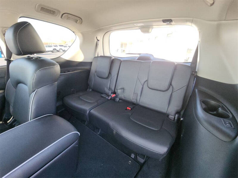 2024 Infiniti QX80 Premium Select