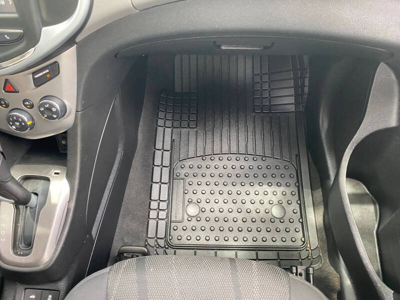 2017 Chevrolet Sonic LT Auto