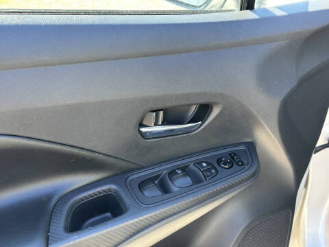 2020 Nissan Versa SV