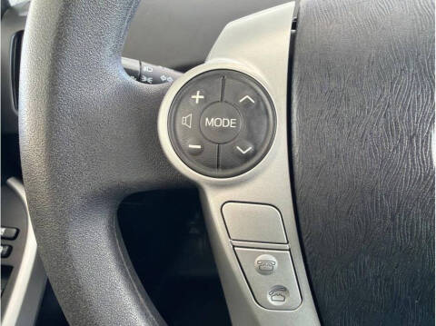 2012 Toyota Prius Two