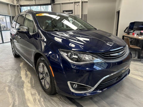 2018 Chrysler Pacifica Hybrid for sale at Crossroads Car & Truck in Milford OH
